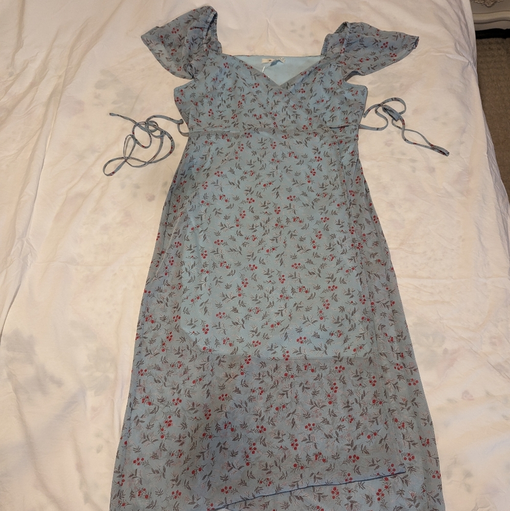 Adorable vintage style wrap dress
